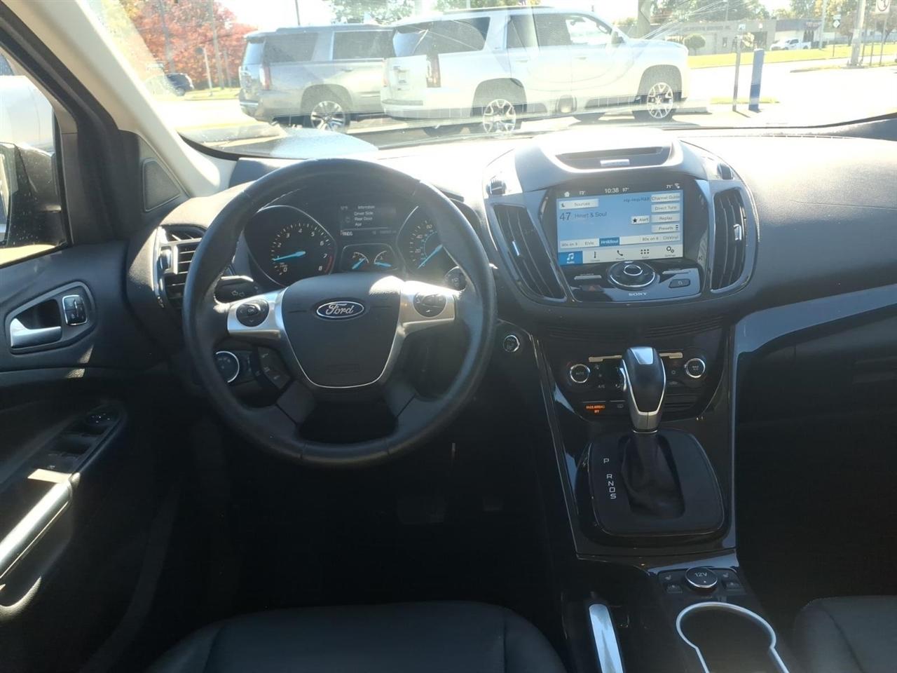 Ford Escape 4WD 4dr Titanium 2016