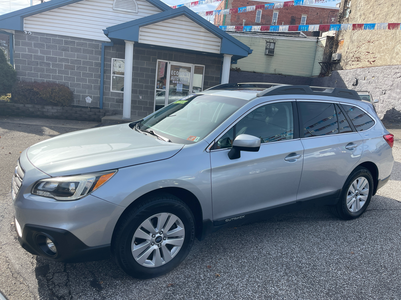 2015 Subaru Outback 4dr Wgn 2.5i Premium PZEV