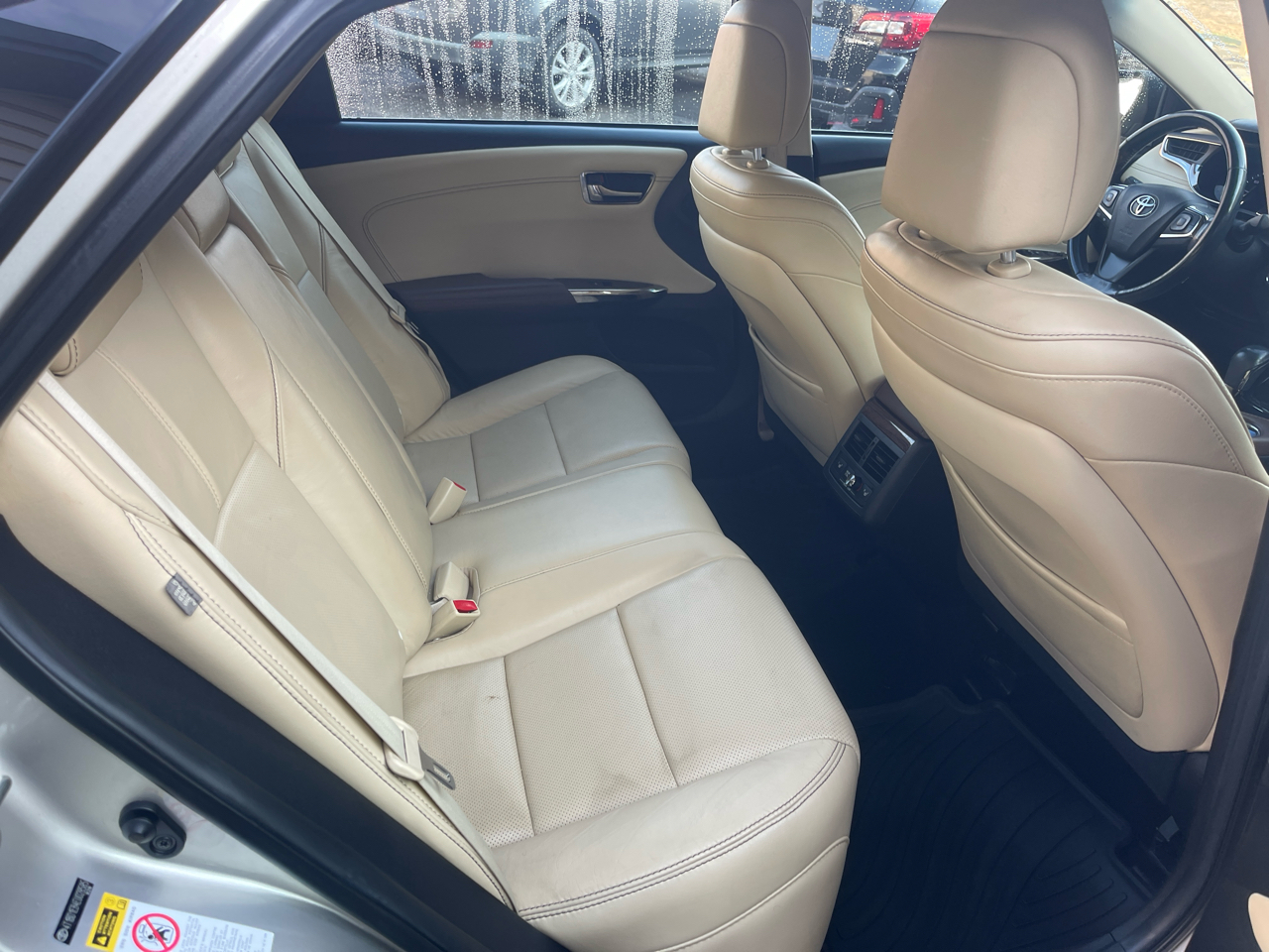 Toyota Avalon Hybrid 4dr Sdn XLE Touring (Natl) 2014