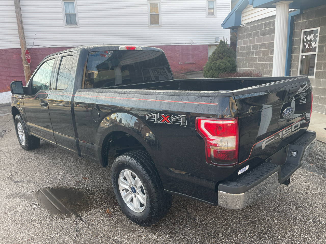 Ford F-150 Lariat 4WD SuperCab 8' Box 2020