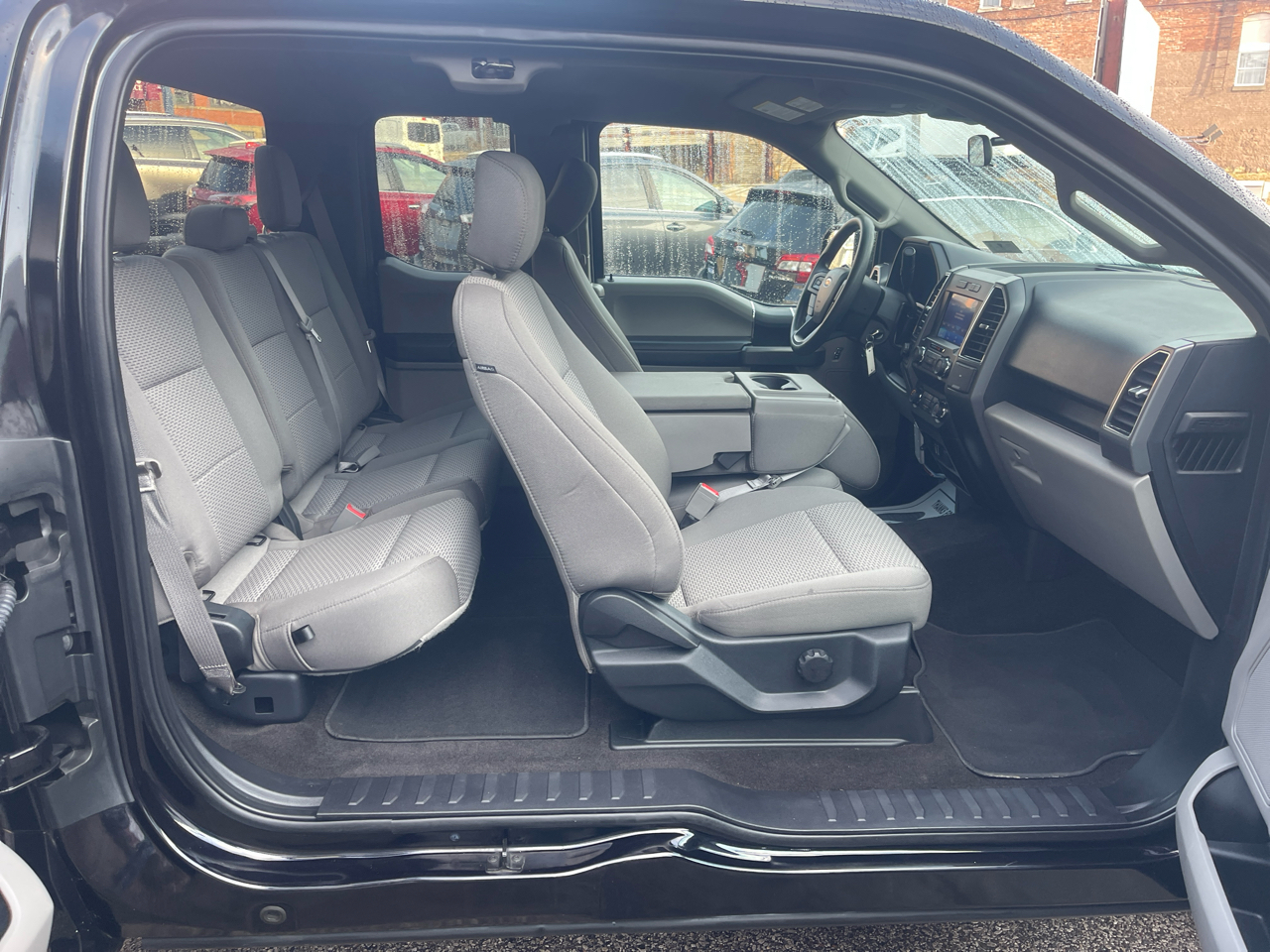 Ford F-150 Lariat 4WD SuperCab 8' Box 2020