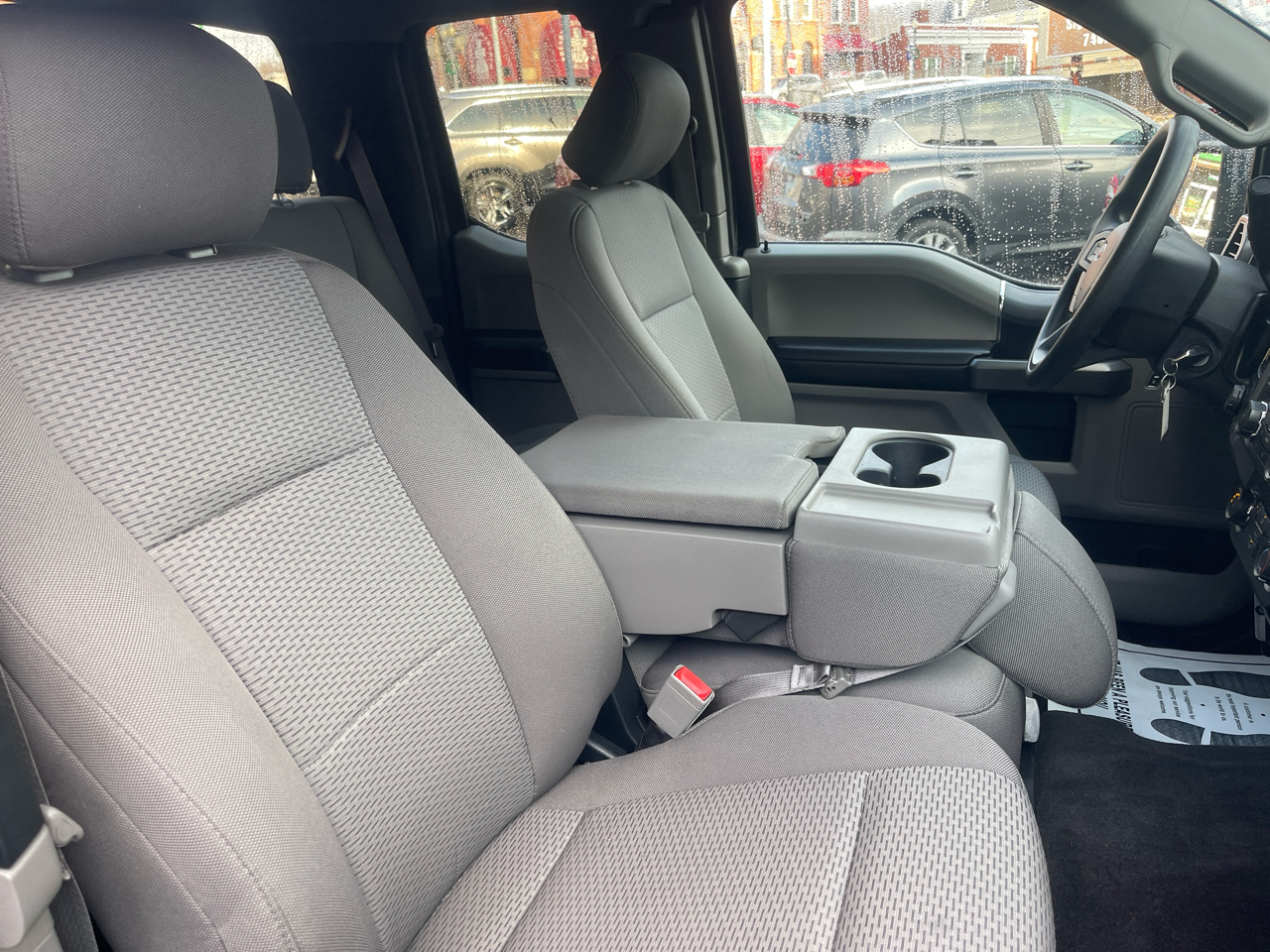 Ford F-150 Lariat 4WD SuperCab 8' Box 2020