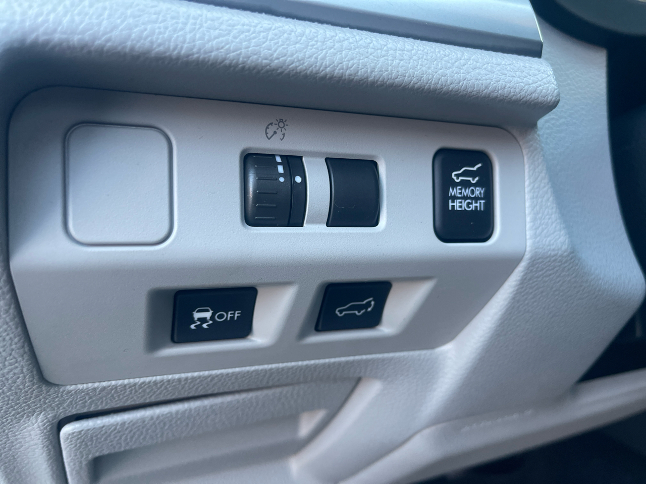 Subaru Forester 4dr Auto 2.5i Limited PZEV 2014