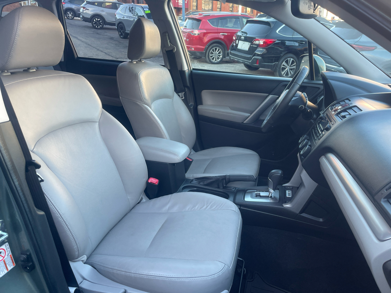 Subaru Forester 4dr Auto 2.5i Limited PZEV 2014