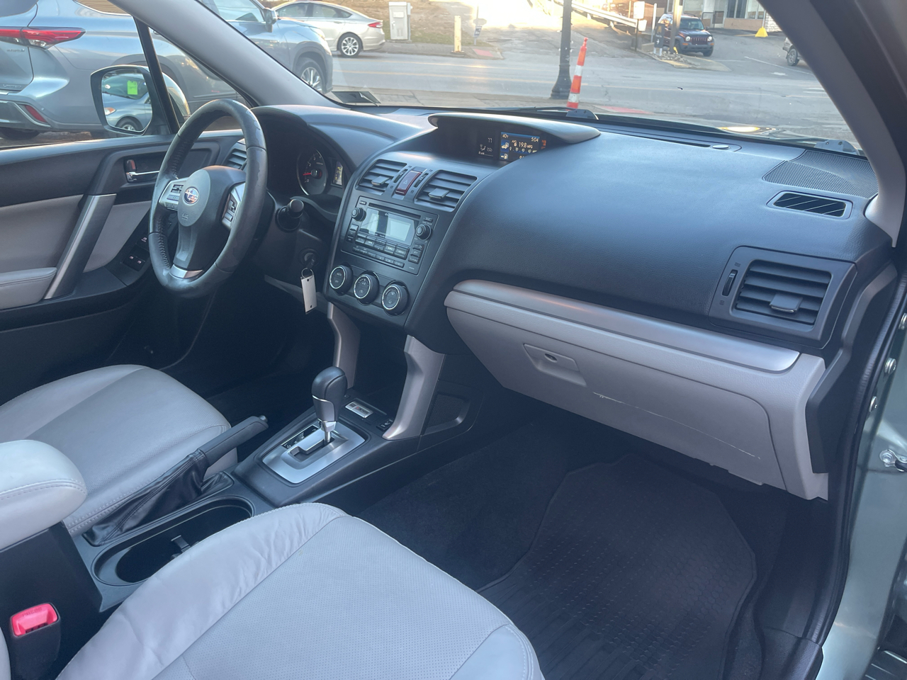 Subaru Forester 4dr Auto 2.5i Limited PZEV 2014