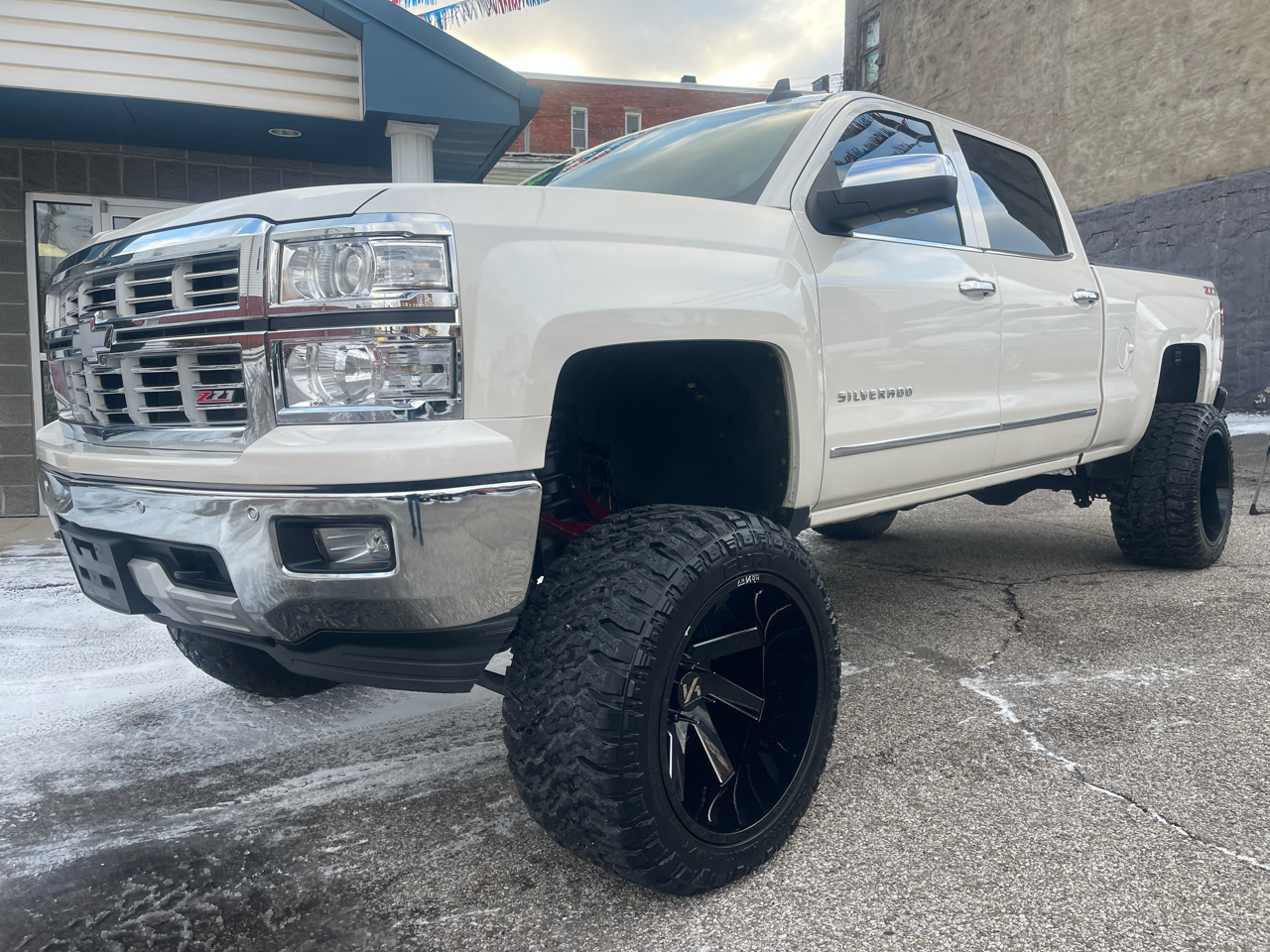 Chevrolet Silverado 1500 4WD Crew Cab 153.0" LTZ w/2LZ 2015