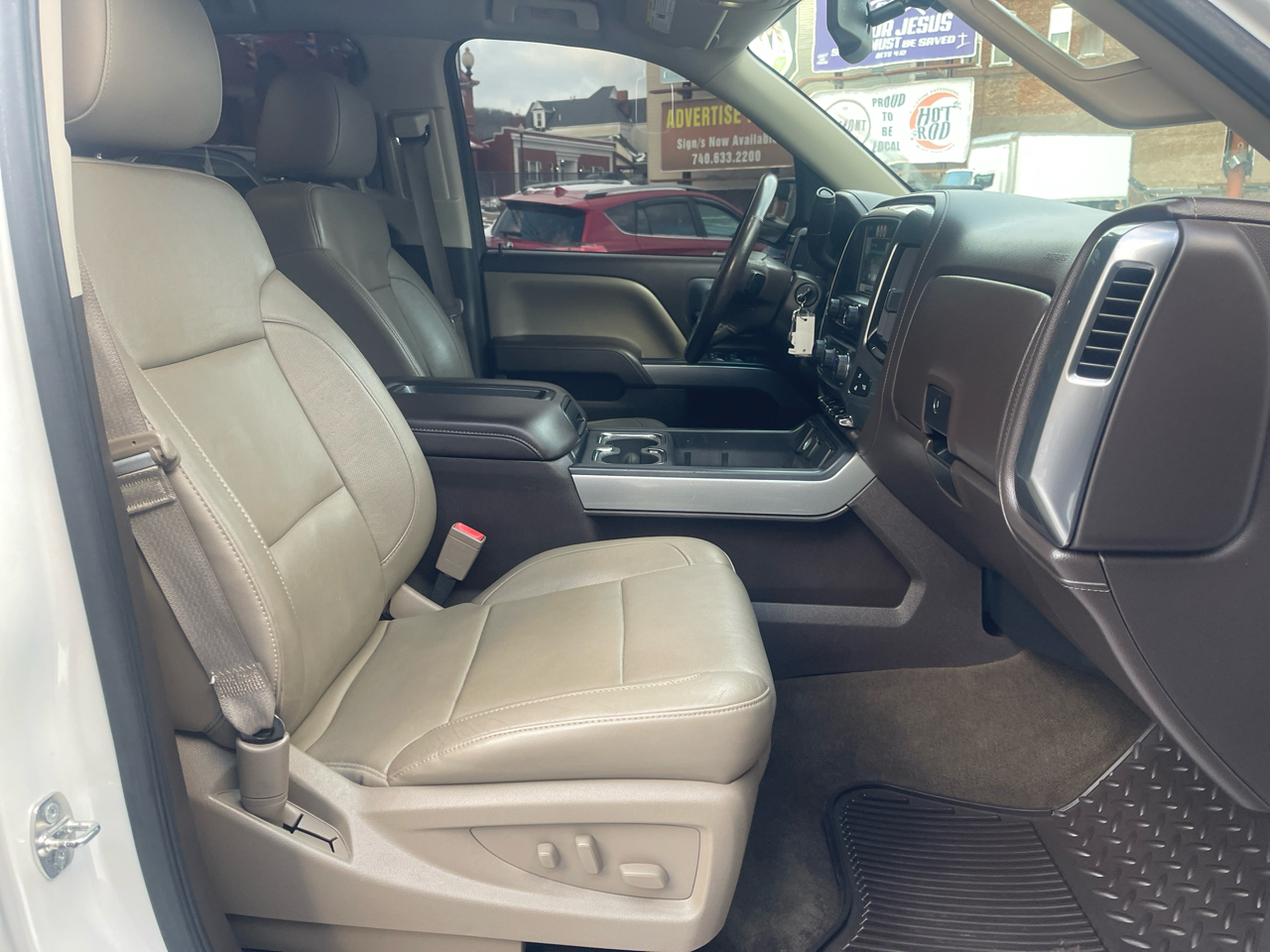 Chevrolet Silverado 1500 4WD Crew Cab 153.0" LTZ w/2LZ 2015