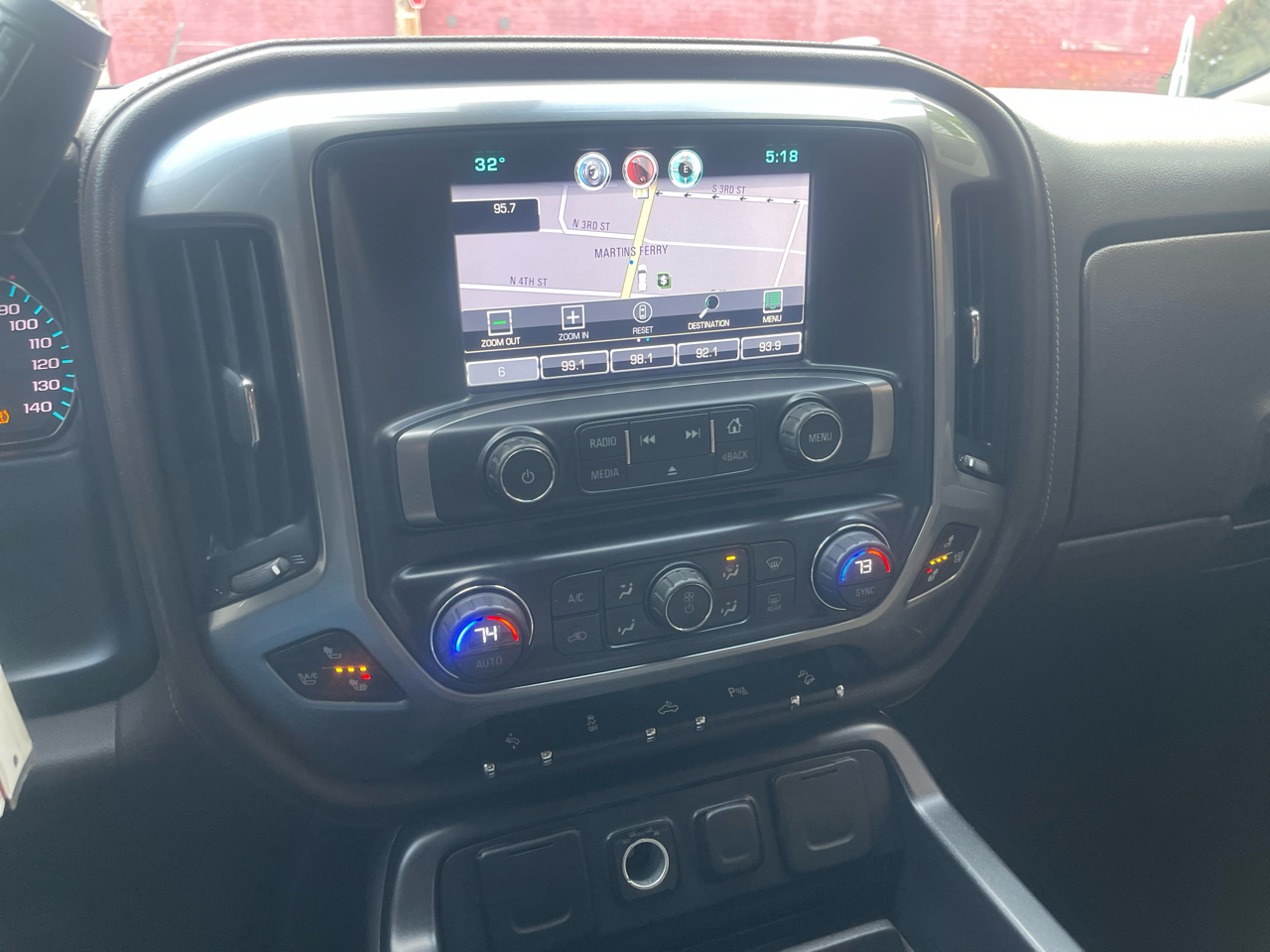 Chevrolet Silverado 1500 4WD Crew Cab 153.0" LTZ w/2LZ 2015