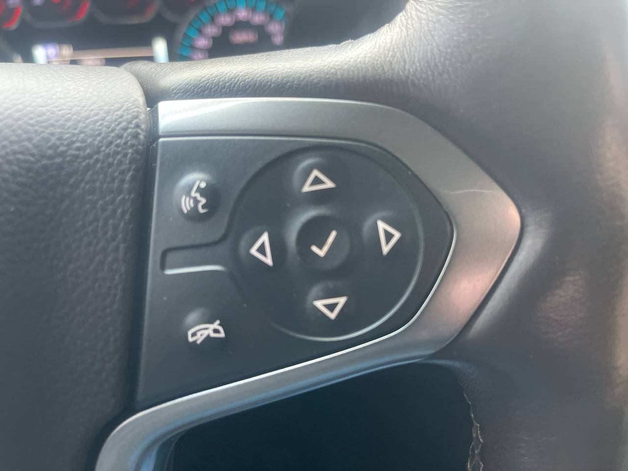 Chevrolet Silverado 1500 4WD Crew Cab 153.0" LTZ w/2LZ 2015