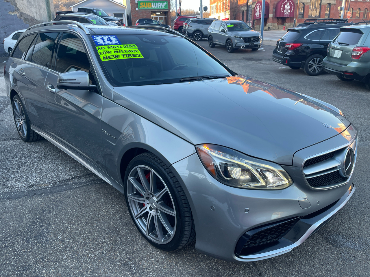 Mercedes-Benz E-Class 4dr Wgn E 63 AMG 4MATIC 2014