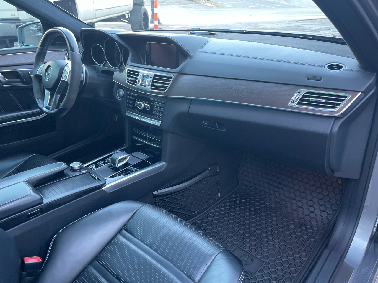 Mercedes-Benz E-Class 4dr Wgn E 63 AMG 4MATIC 2014