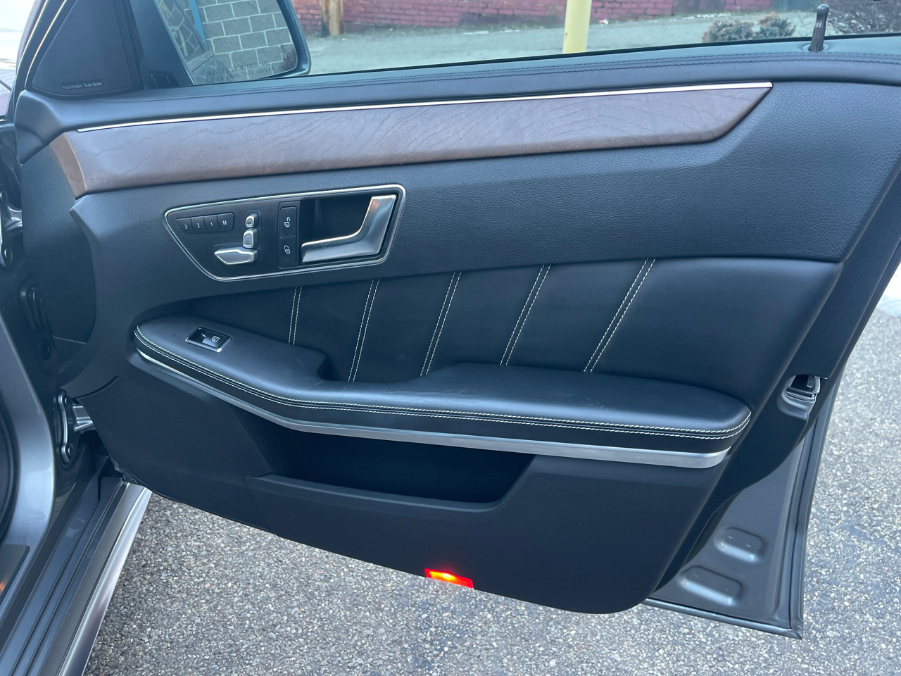 Mercedes-Benz E-Class 4dr Wgn E 63 AMG 4MATIC 2014