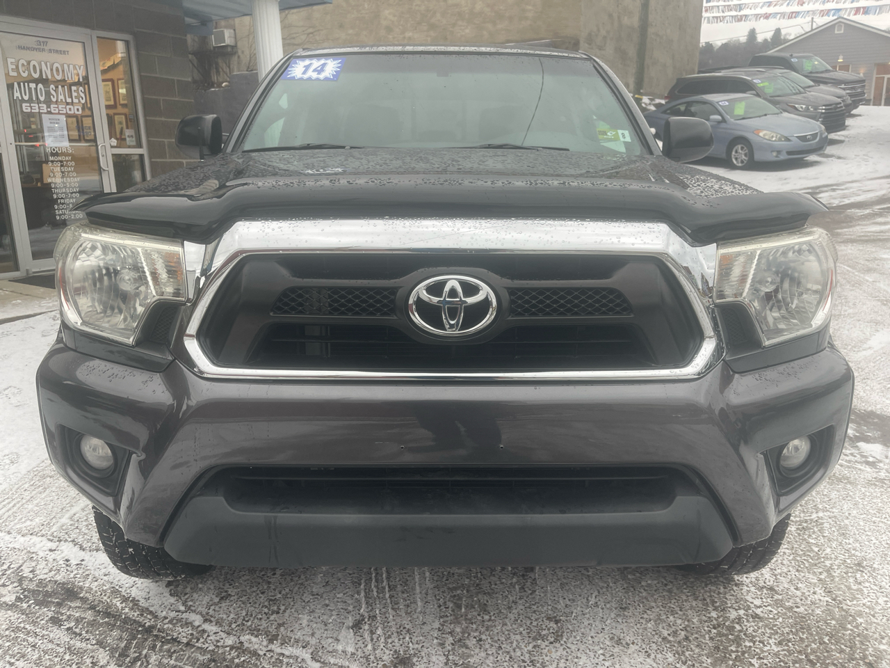Toyota Tacoma 4WD Double Cab V6 MT (Natl) 2014