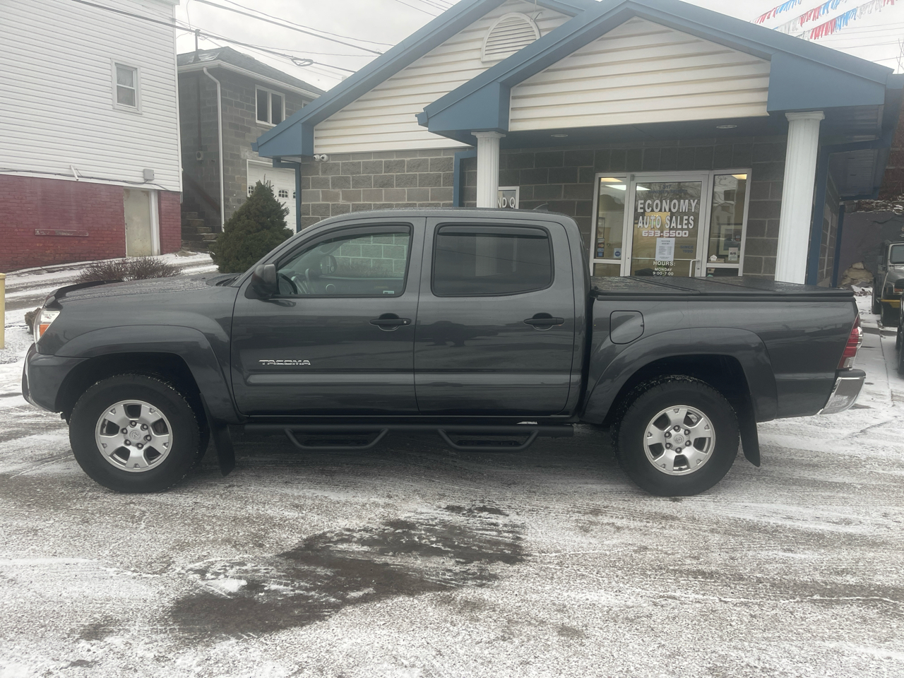 Toyota Tacoma 4WD Double Cab V6 MT (Natl) 2014