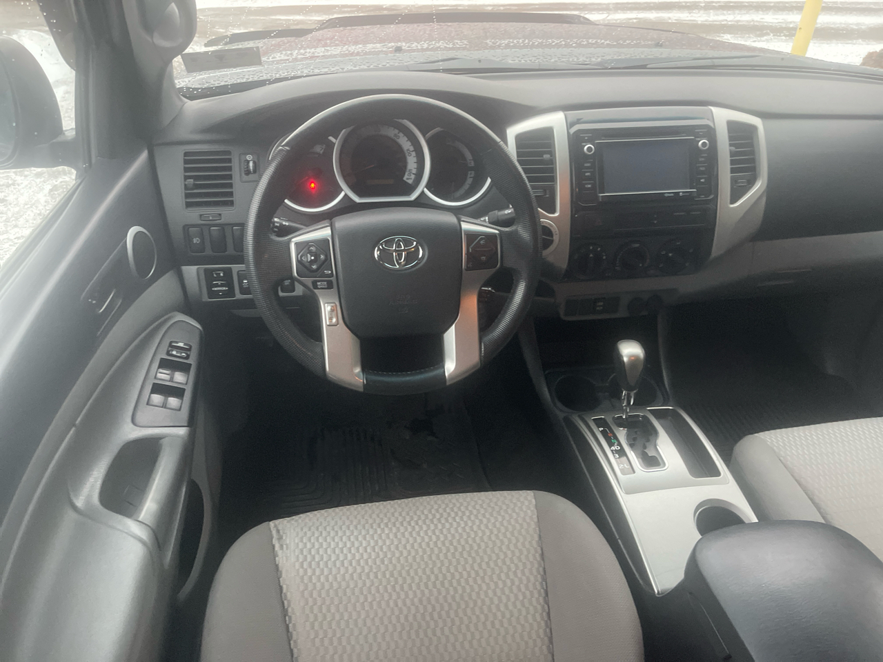 Toyota Tacoma 4WD Double Cab V6 MT (Natl) 2014