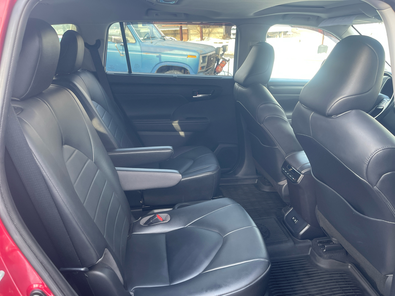 Toyota Highlander XLE AWD (Natl) 2020