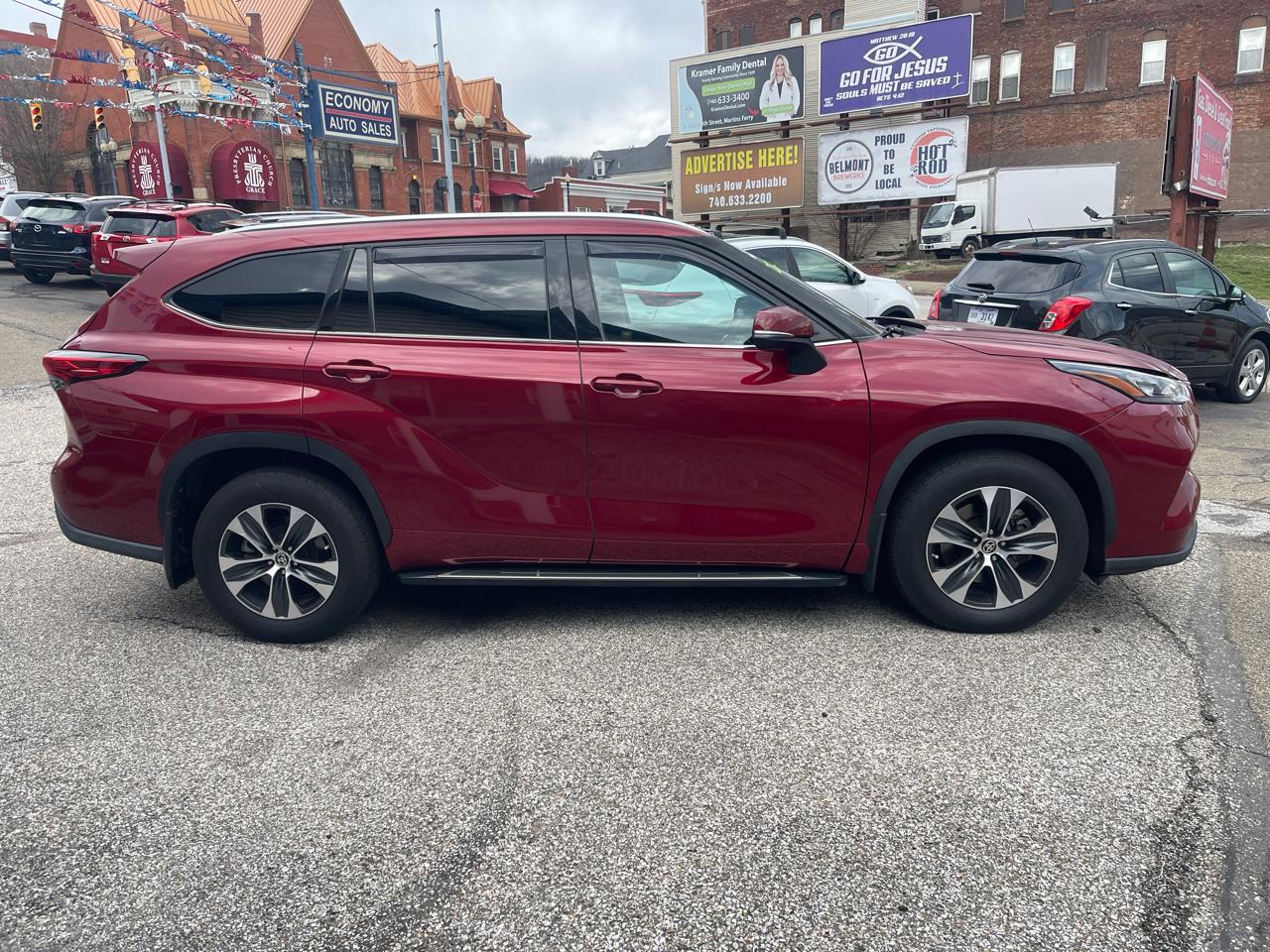 Toyota Highlander XLE AWD (Natl) 2020