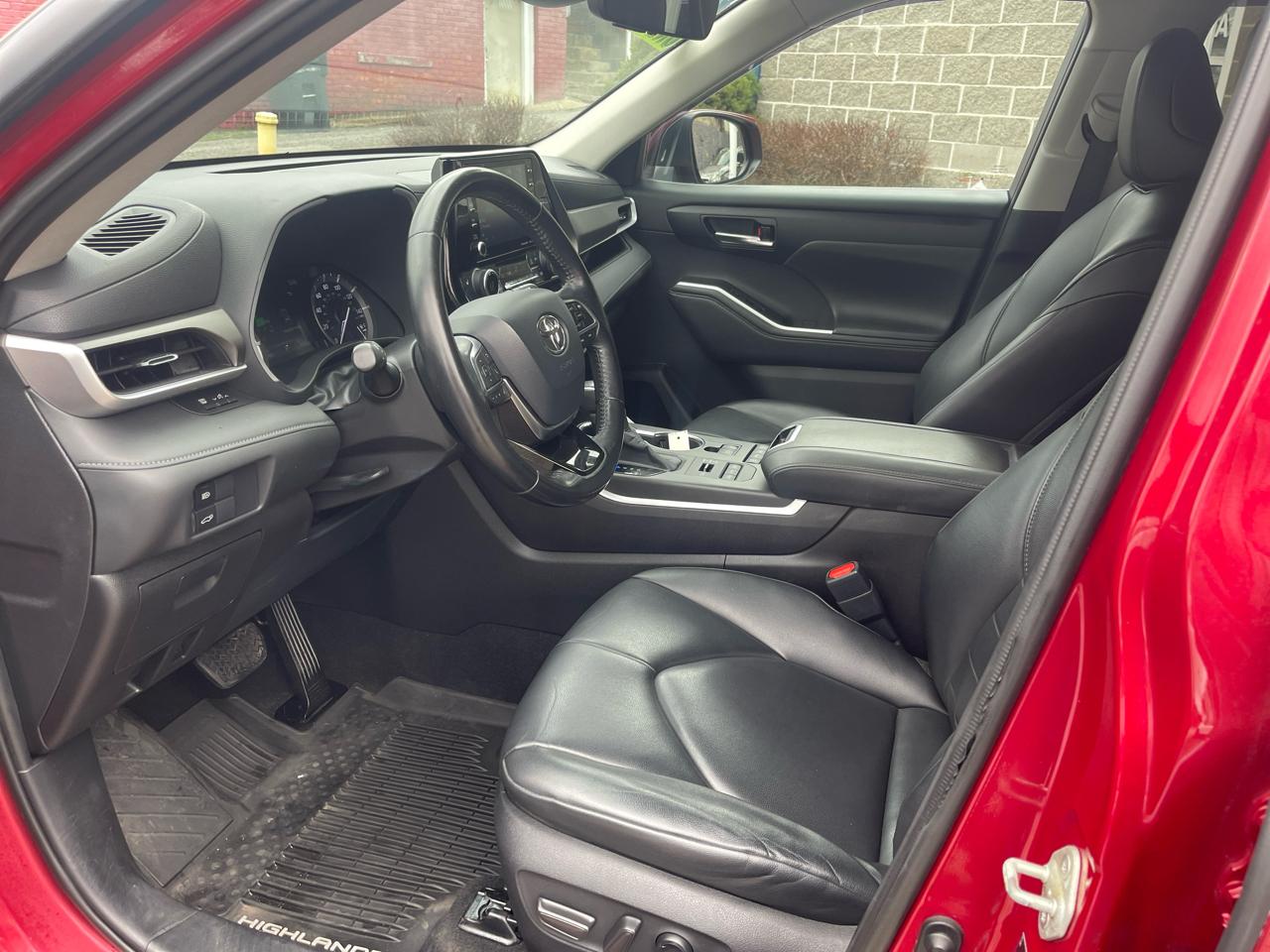 Toyota Highlander XLE AWD (Natl) 2020