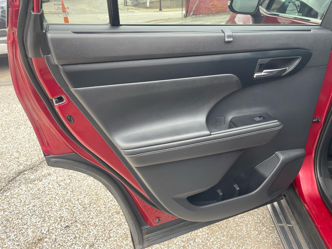 Toyota Highlander XLE AWD (Natl) 2020