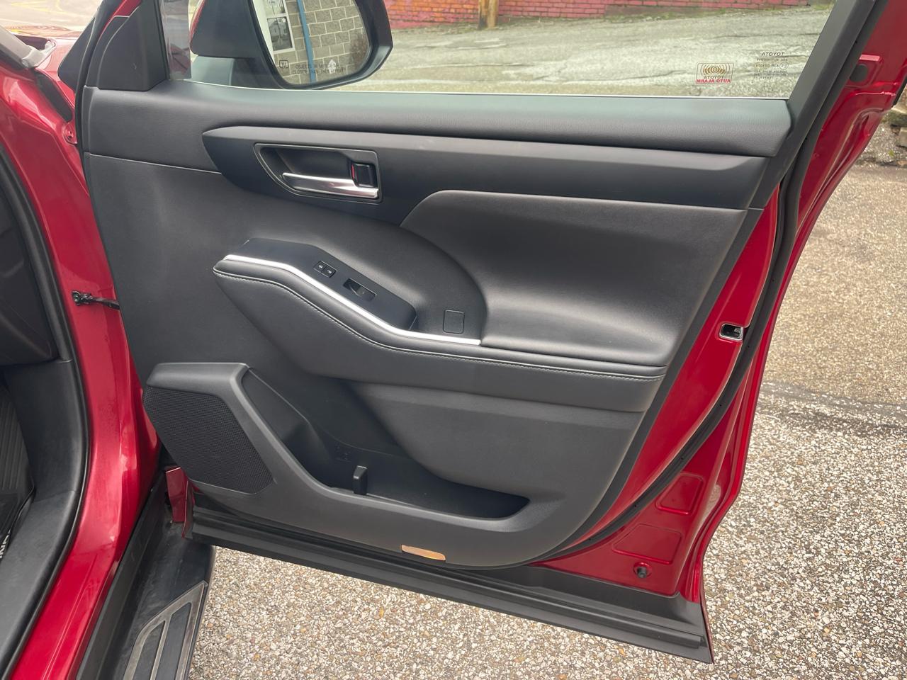 Toyota Highlander XLE AWD (Natl) 2020