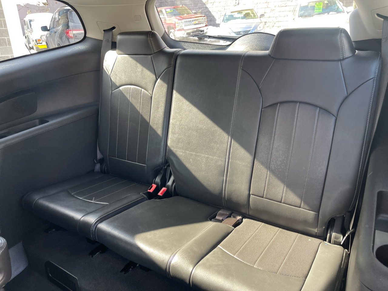 Buick Enclave AWD 4dr Premium 2017