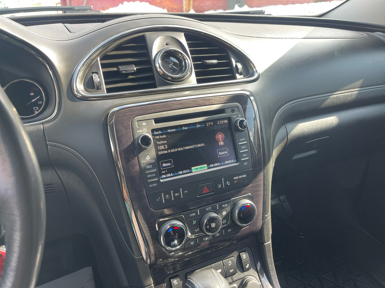 Buick Enclave AWD 4dr Premium 2017