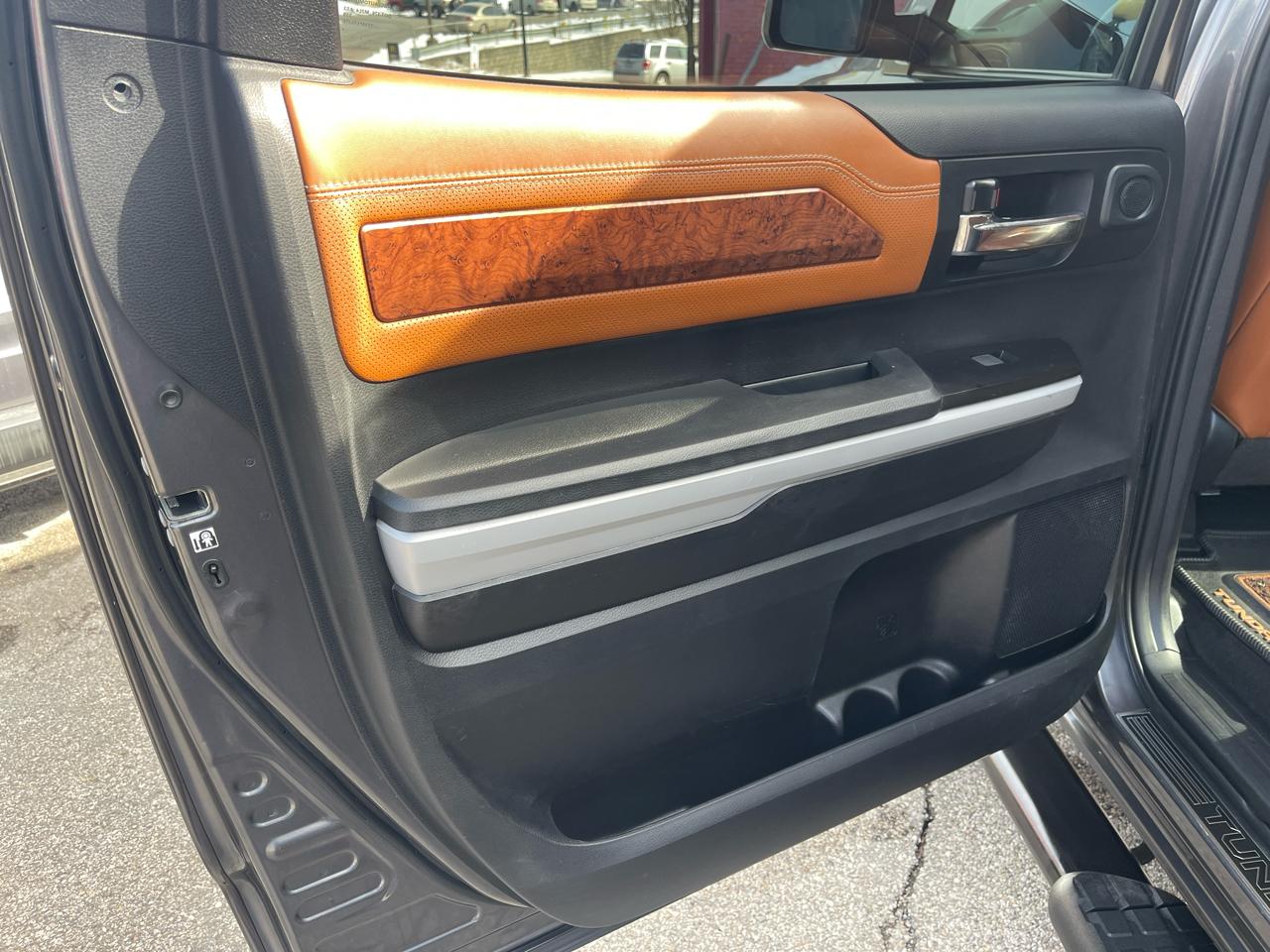 Toyota Tundra 4WD 1794 Edition CrewMax 5.5' Bed 5.7L (Natl) 2019