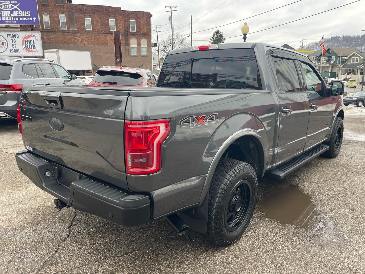 Ford F-150 2WD SuperCrew 157" Lariat 2017
