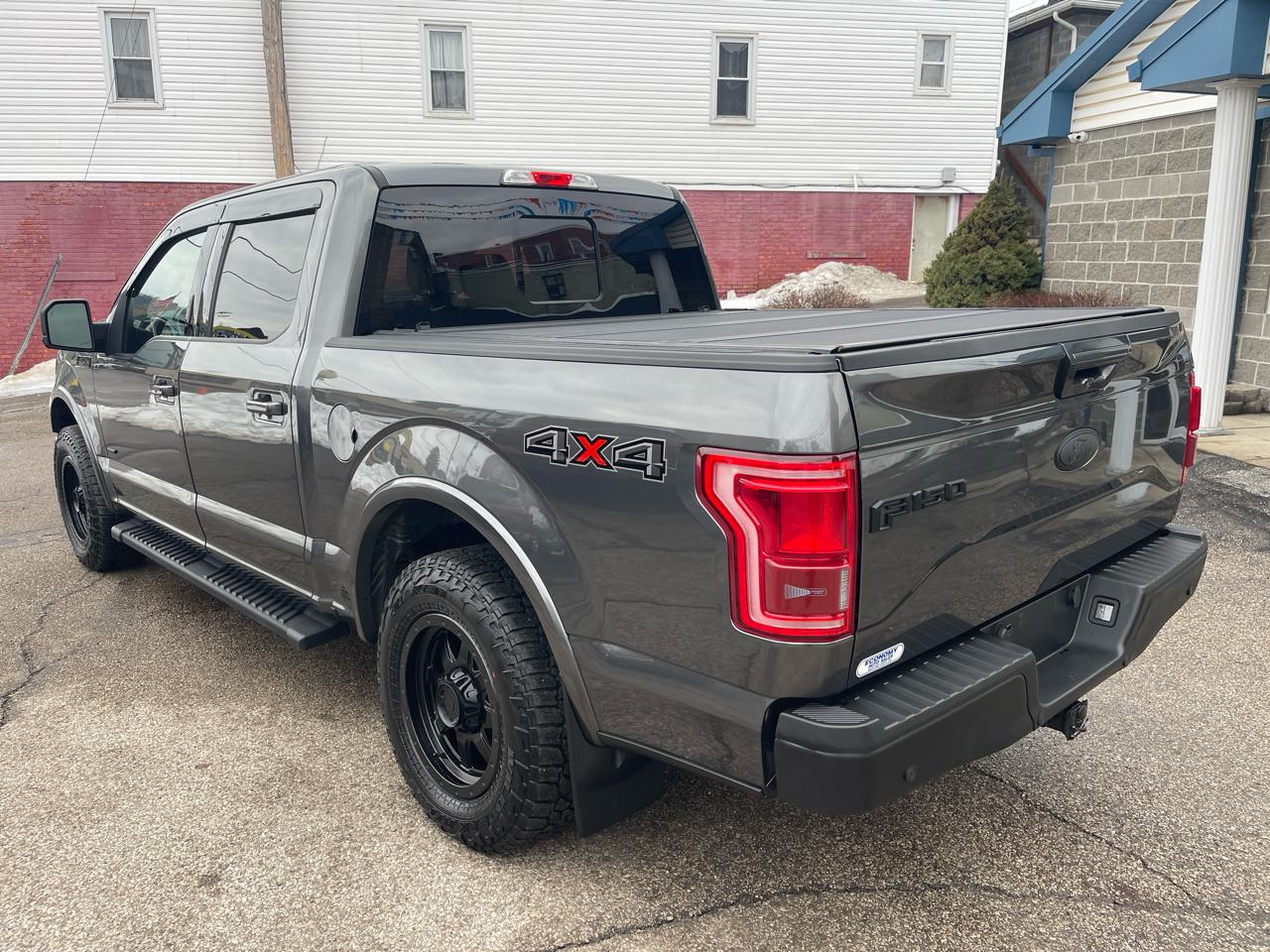 Ford F-150 2WD SuperCrew 157" Lariat 2017