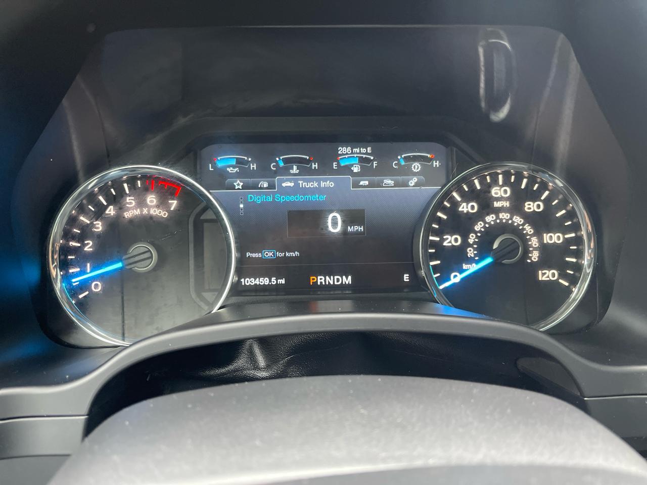 Ford F-150 2WD SuperCrew 157" Lariat 2017