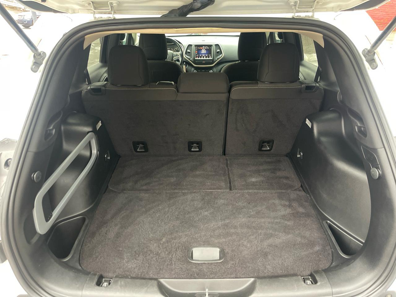 Jeep Cherokee 4WD 4dr Latitude 2015