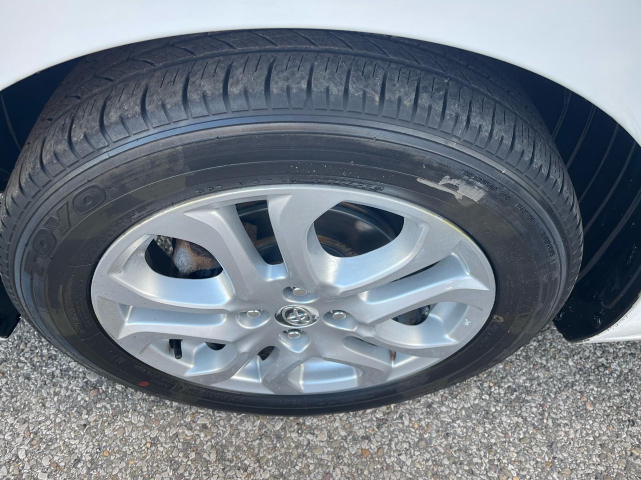 Toyota Yaris iA Auto (Natl) 2017