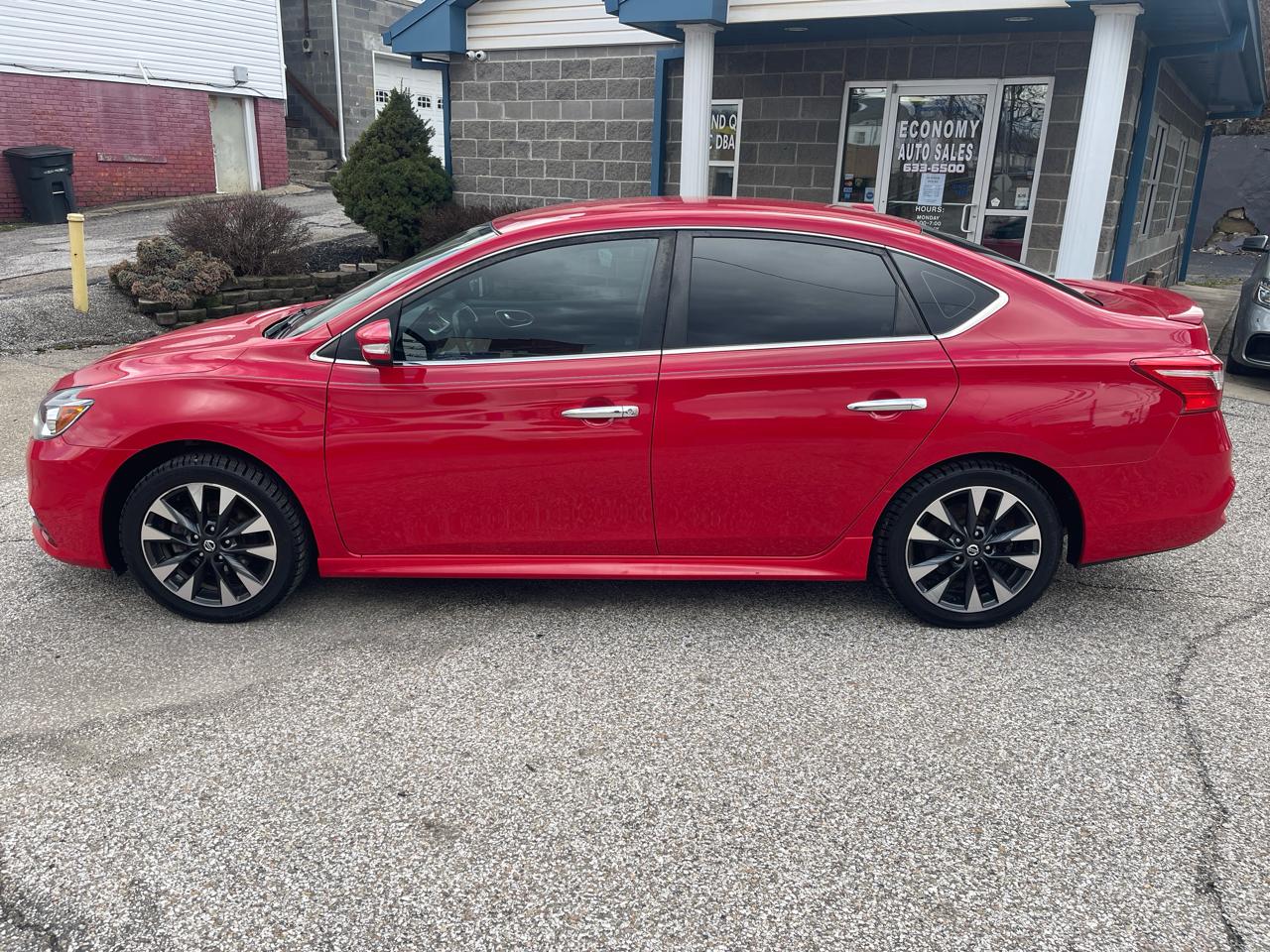Nissan Sentra SR CVT 2019
