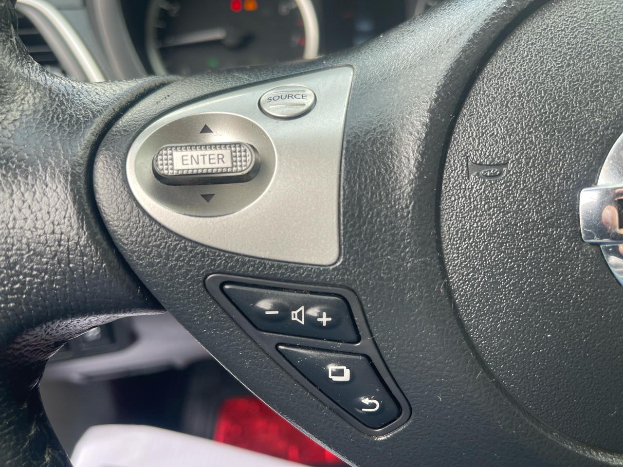 Nissan Sentra SR CVT 2019