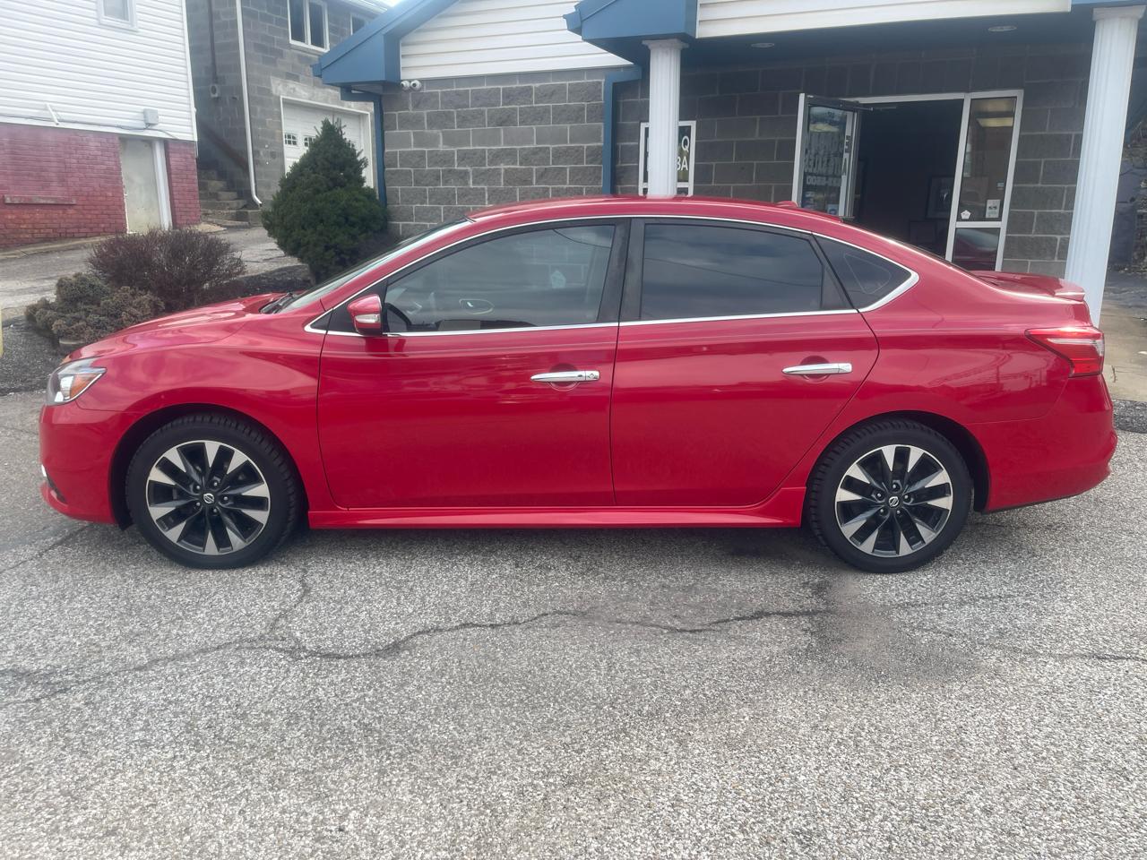 Nissan Sentra SR CVT 2019