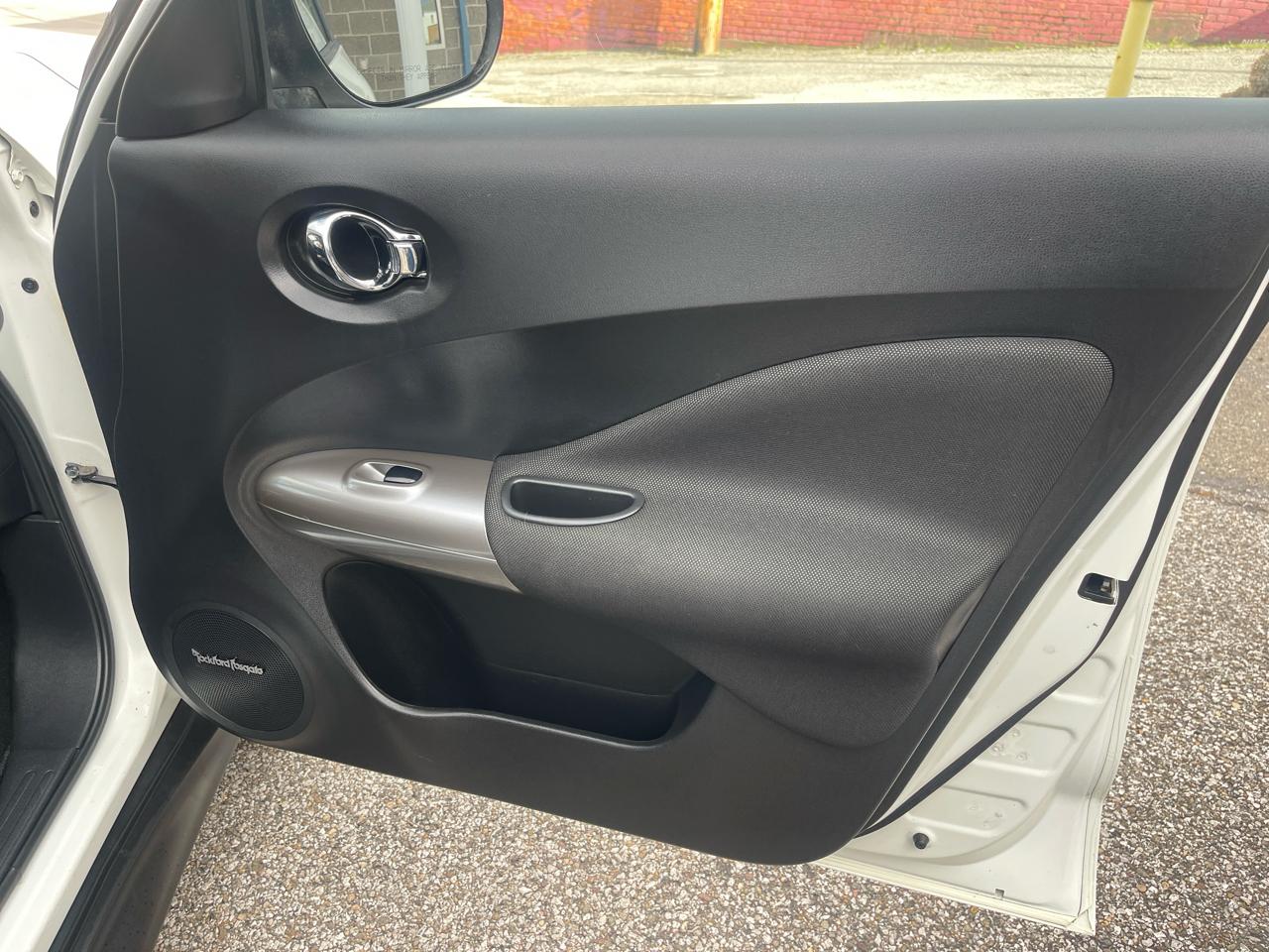 Nissan Juke 5dr Wgn CVT SL AWD 2013