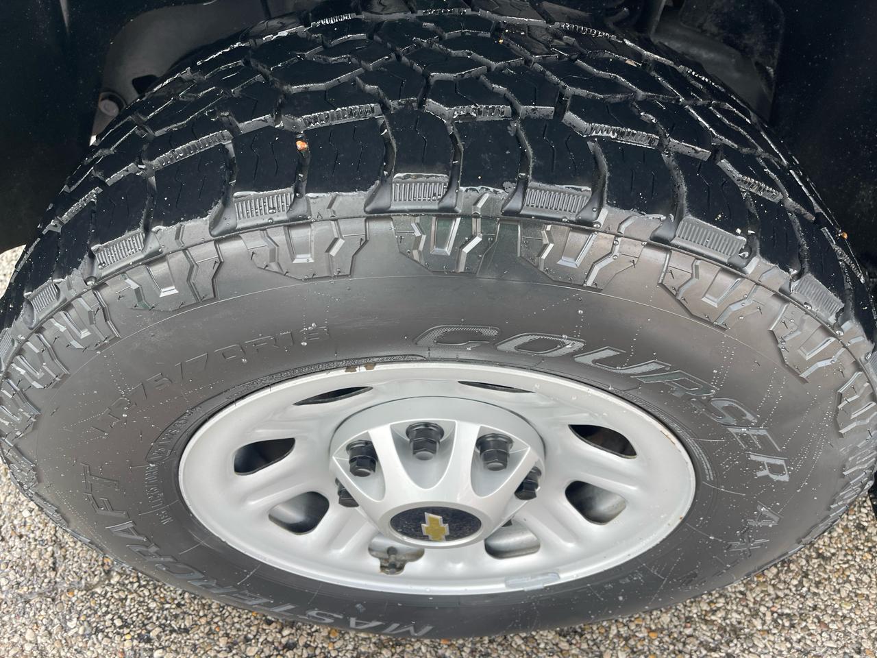 Chevrolet Silverado 3500HD 4WD Crew Cab 153.7" SRW Work Truck 2013