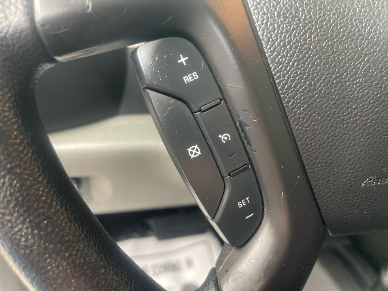 Chevrolet Silverado 3500HD 4WD Crew Cab 153.7" SRW Work Truck 2013