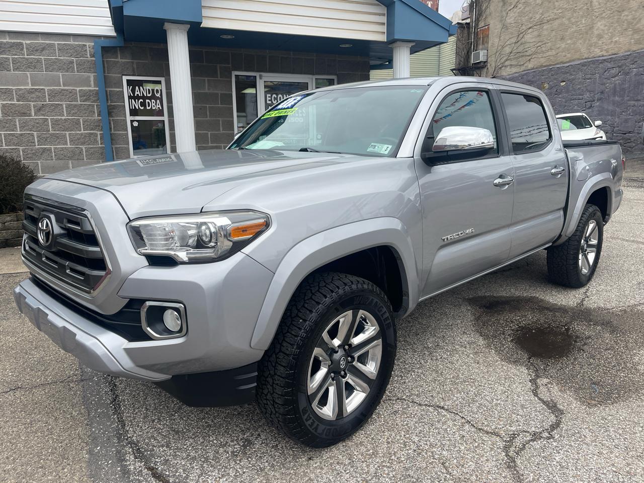 Toyota Tacoma Limited Double Cab 5' Bed V6 4x4 AT (Natl) 2017
