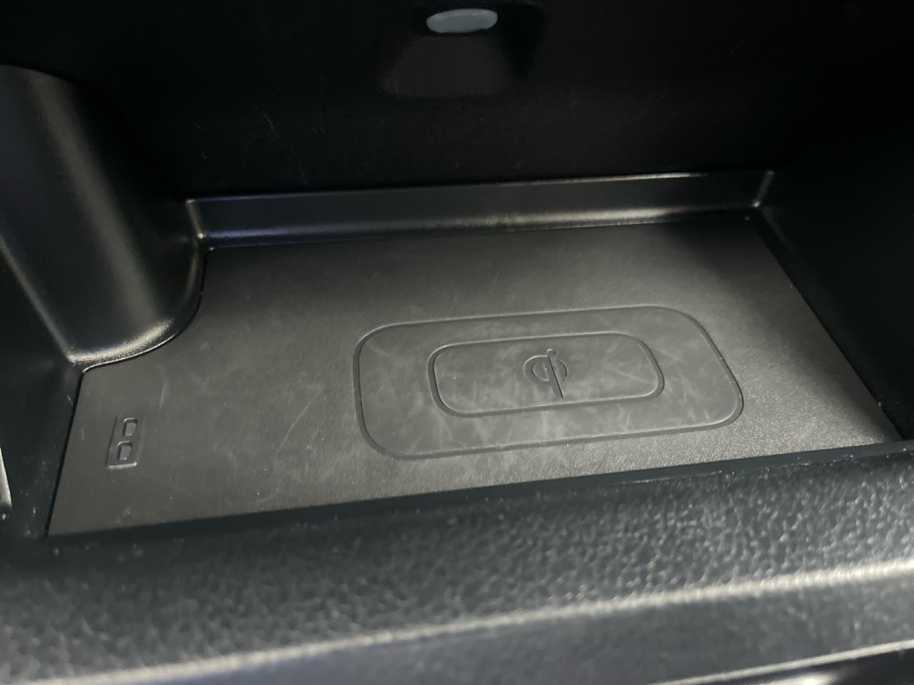 Toyota Tacoma Limited Double Cab 5' Bed V6 4x4 AT (Natl) 2017