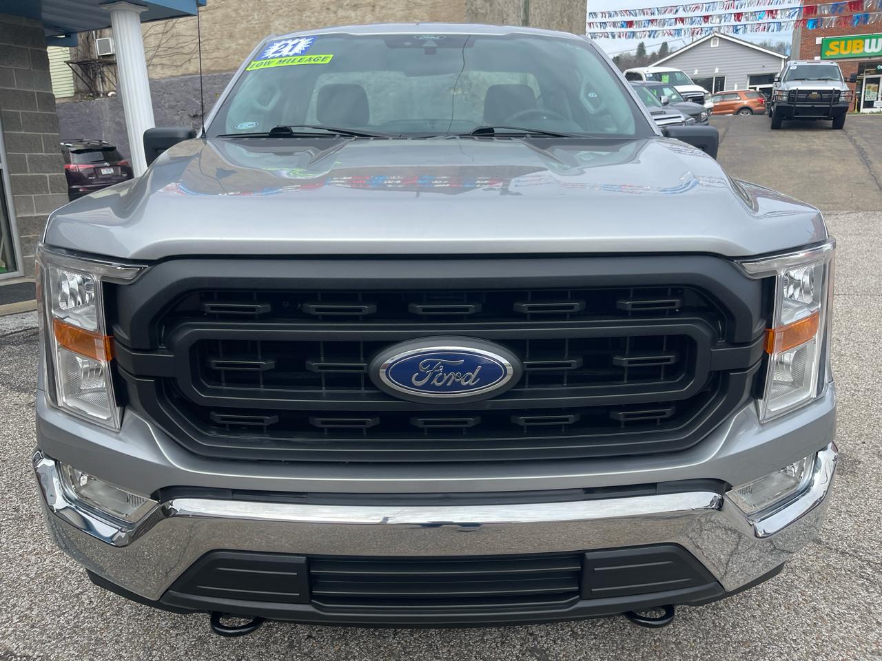 Ford F-150 XL 4WD Reg Cab 8' Box 2021