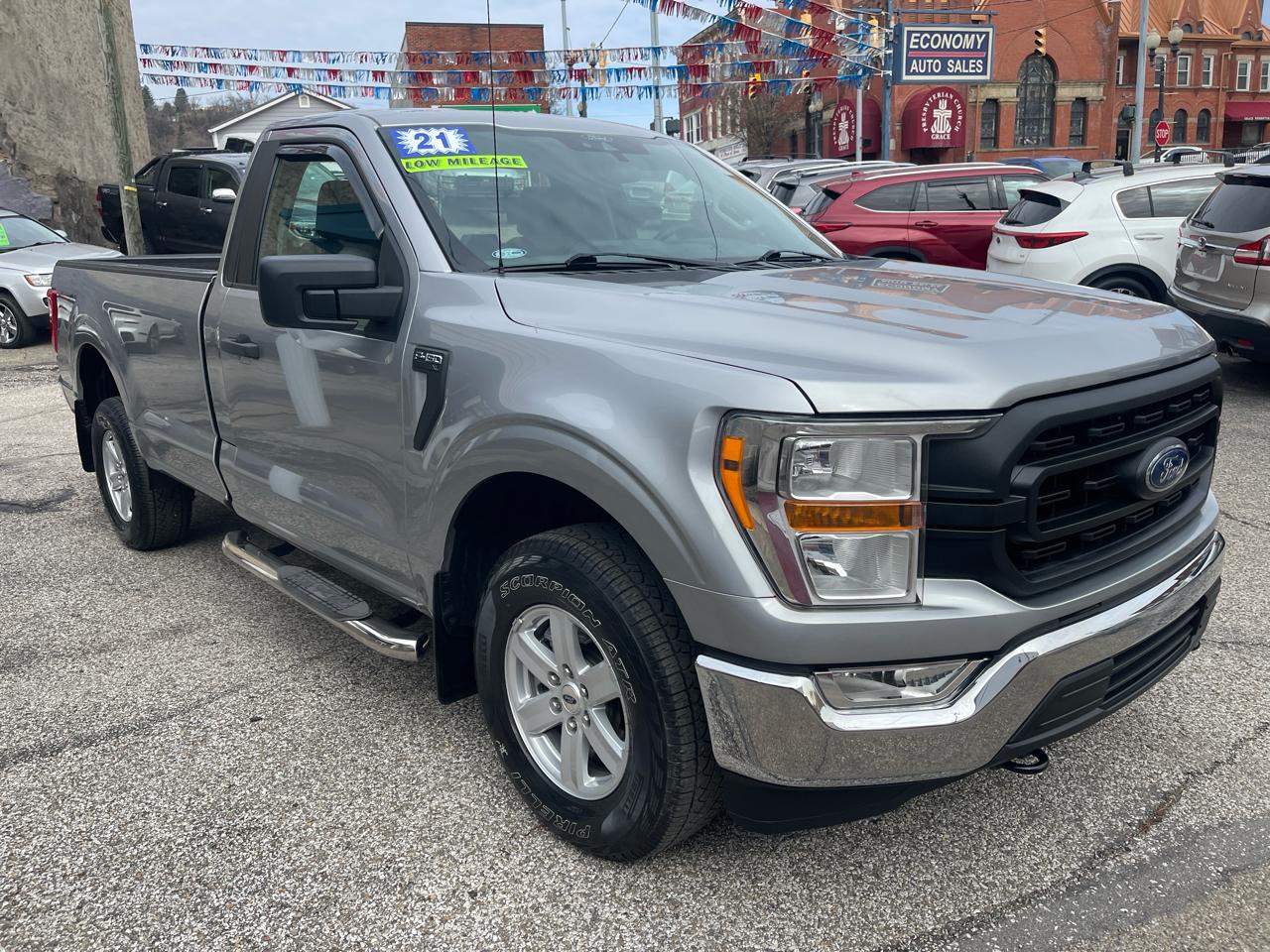 Ford F-150 XL 4WD Reg Cab 8' Box 2021