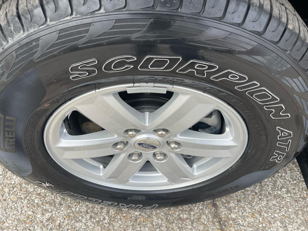 Ford F-150 XL 4WD Reg Cab 8' Box 2021