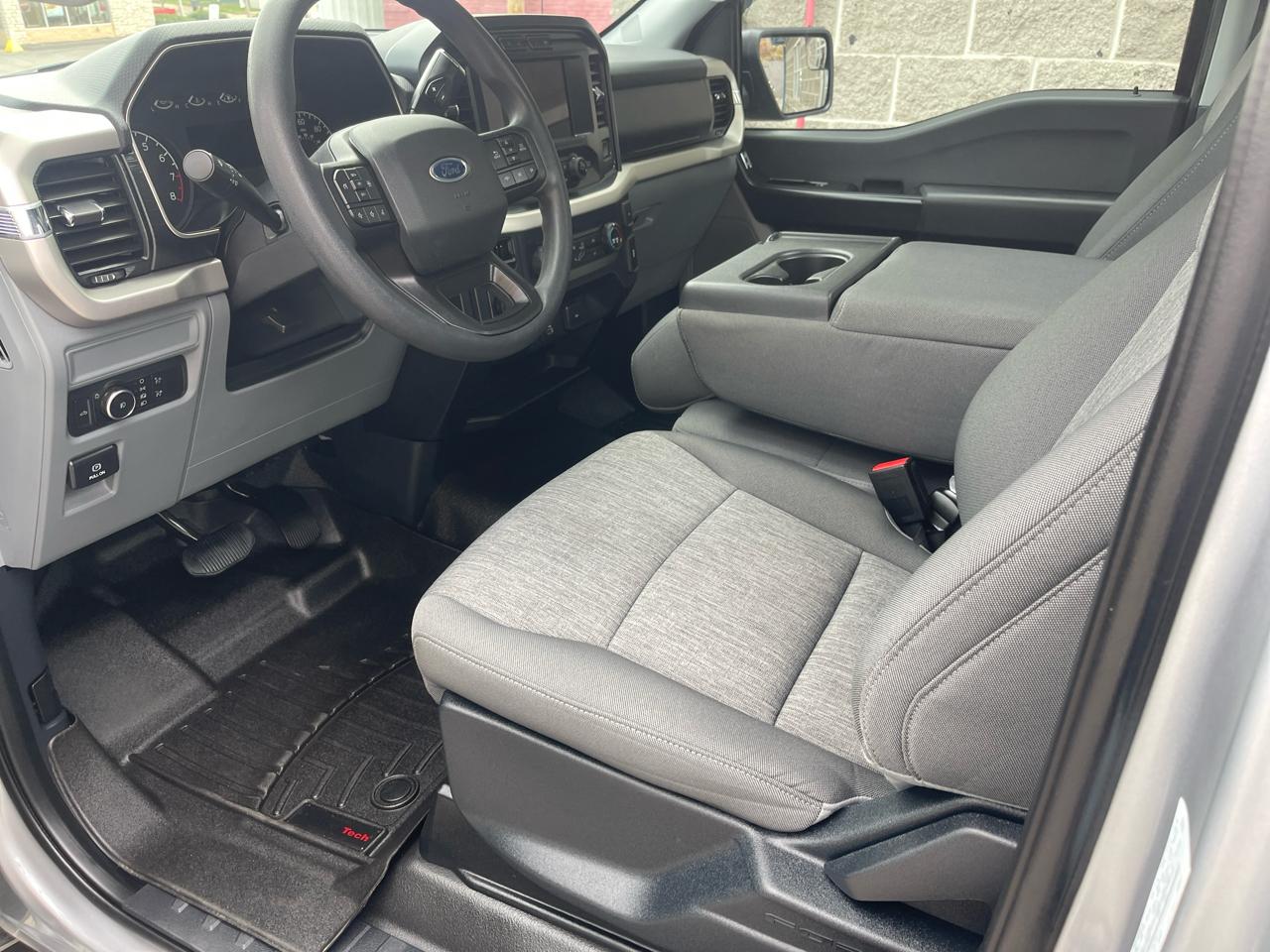 Ford F-150 XL 4WD Reg Cab 8' Box 2021