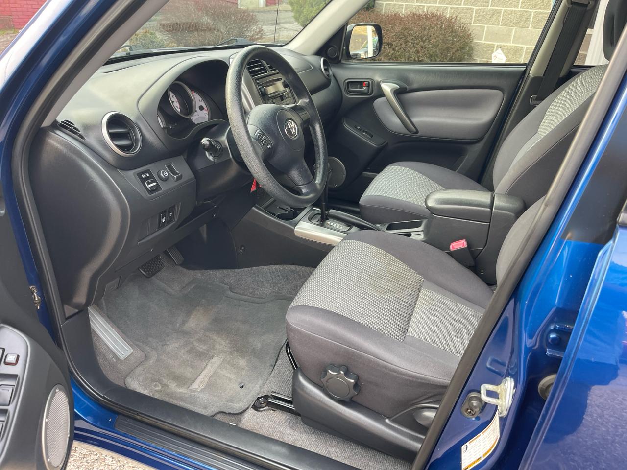 Toyota RAV4 4dr Auto (Natl) 2005