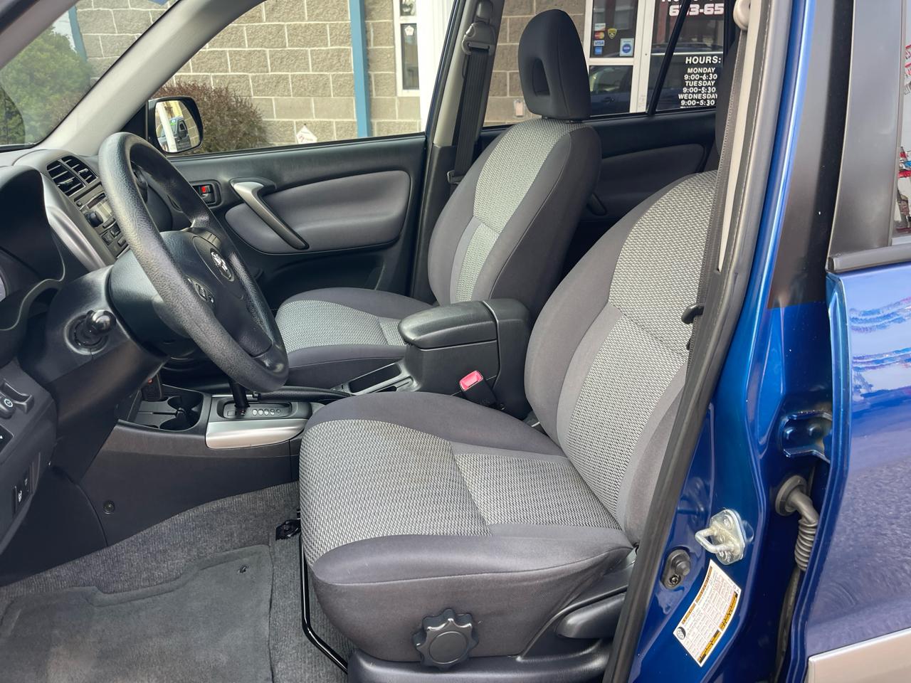 Toyota RAV4 4dr Auto (Natl) 2005