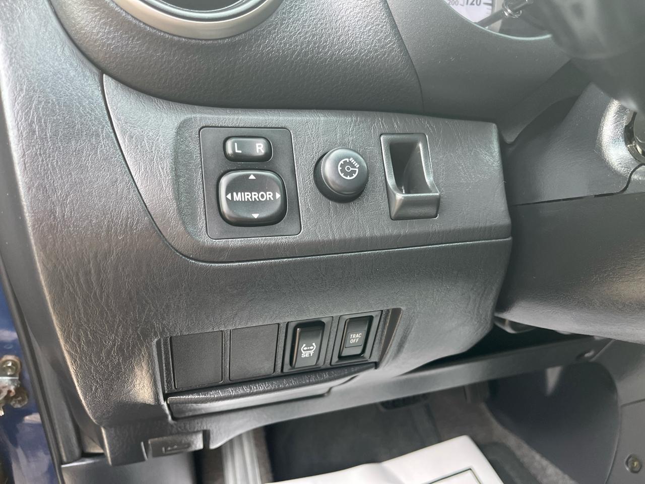 Toyota RAV4 4dr Auto (Natl) 2005