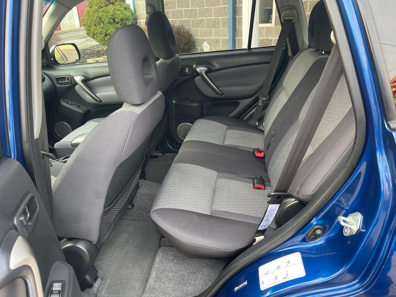 Toyota RAV4 4dr Auto (Natl) 2005