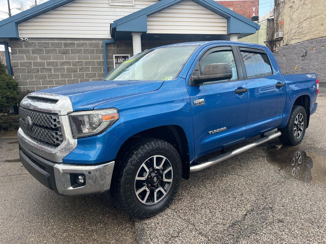 Toyota Tundra 4WD 1794 Edition CrewMax 5.5' Bed 5.7L (Natl) 2018