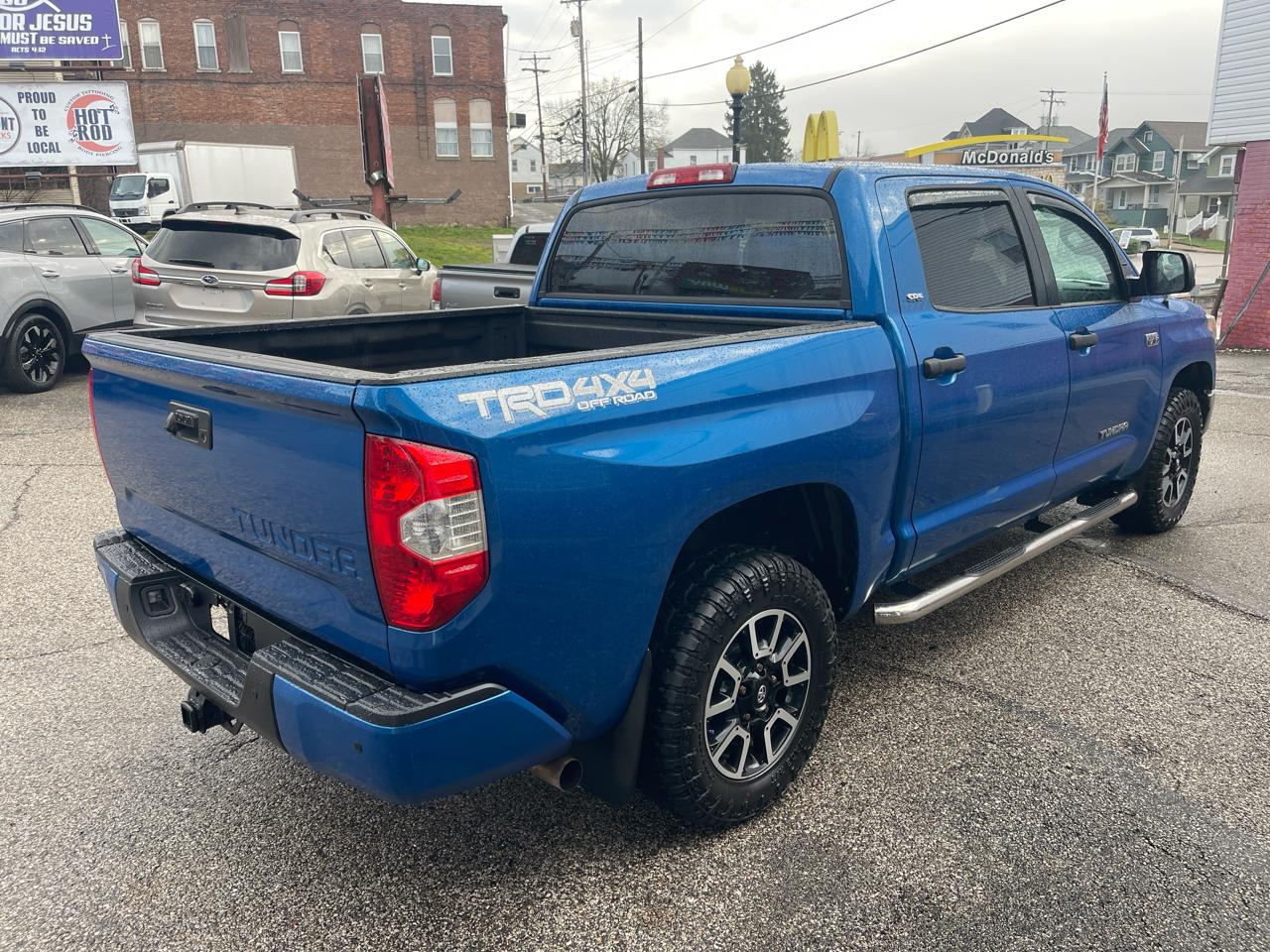 Toyota Tundra 4WD 1794 Edition CrewMax 5.5' Bed 5.7L (Natl) 2018